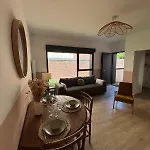 Charmant Appartement Arras Centre 6 Personnes شقة