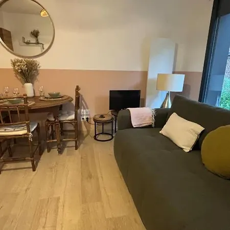 Charmant Appartement Arras Centre 6 Personnes شقة *